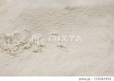 Texture of wheat flour close-up 119362958