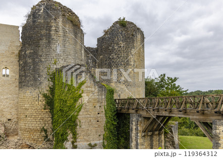 Chateau de Gencay ruins (Du Guesclin), department Vienne, Aquitaine, France Chateau de Gencay ruins (Du Guesclin), department Vienne, Aquitaine, France 119364312