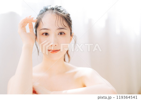 若い女性のビューティーイメージ 若い女性のビューティーイメージ 119364541