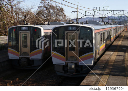 信越本線E129系(長岡⇔新潟) 信越本線E129系(長岡⇔新潟) 119367904