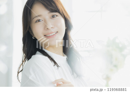 若い女性、ポートレート、ビューティーイメージ 119368881