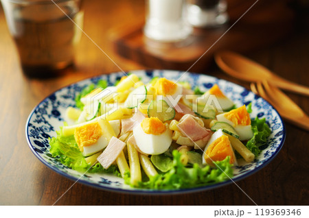 ゆで卵とハムのマカロニサラダ 119369346