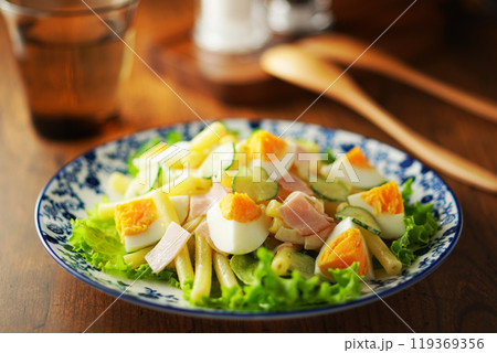 ゆで卵とハムのマカロニサラダ 119369356