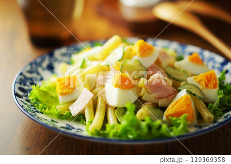 ゆで卵とハムのマカロニサラダ 119369358