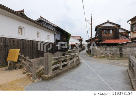 鳥取　倉吉　重伝建地区　倉吉白壁土蔵群 119378154