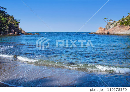 大分県姫島　観音崎と千人堂 119378570