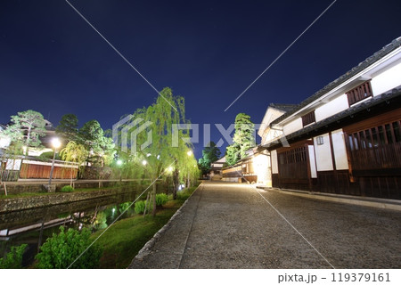 夜の倉敷美観地区(岡山県倉敷市) 夜の倉敷美観地区(岡山県倉敷市) 119379161