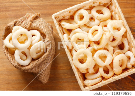 Traditional Brazilian starch biscuit, called polvilho biscuit in the basket Traditional Brazilian starch biscuit, called polvilho biscuit in the basket 119379656