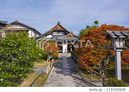 京都　天龍寺塔頭　弘源寺の秋　 119380006
