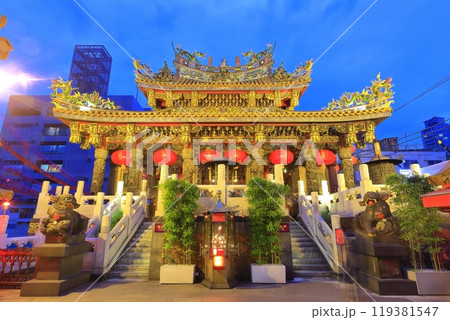 【神奈川県】横浜關帝廟の夜景（横浜中華街） 119381547