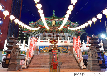 【神奈川県】横浜中華街の媽祖廟の夜景 119381560