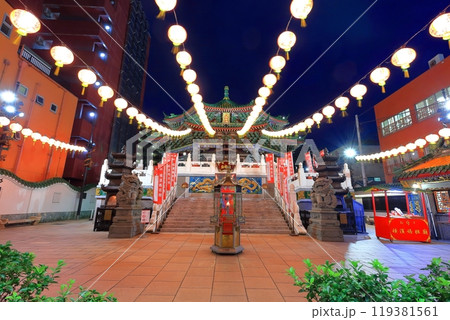 【神奈川県】横浜中華街の媽祖廟の夜景 119381561