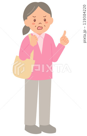 クレームを入れるシニア女性 119384220