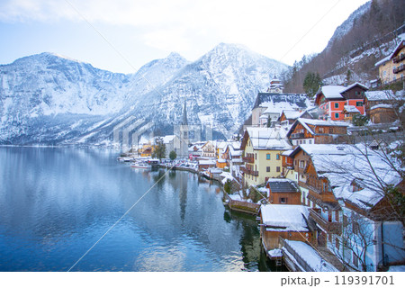 the reflection on the lake in hallstatt, austria the reflection on the lake in hallstatt, austria 119391701