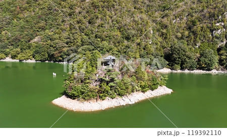 広島県世羅郡【廃万年寺観音堂】ドローン空撮_SHBS_No12 119392110