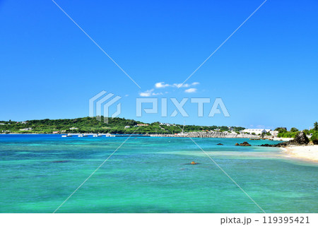 ゴリラチョップ／トートーメー石、崎本部緑地周辺を望む(沖縄県本部町)【2024.10】 119395421