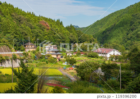 道志村の集落風景 初秋の道志村 道志村の集落風景 初秋の道志村 119396200