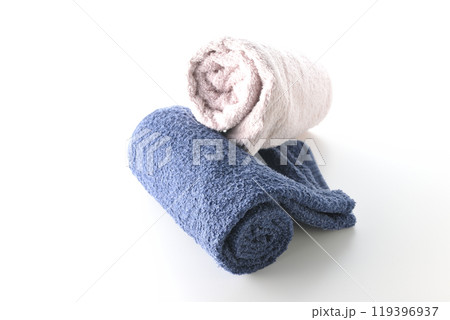 タオルを白背景で撮影 119396937