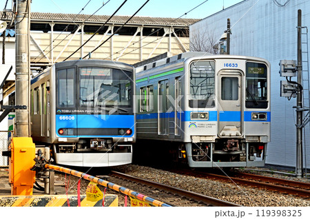 鉄道　私鉄：東武鉄道　野田線　10000系　11633F・60000系　61606F 119398325
