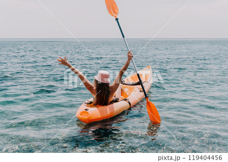 Kayaking Woman Ocean Enjoying Summer Vacation 119404456