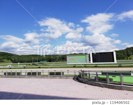 夏の盛岡競馬場 119406502