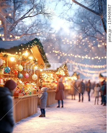 Cozy Winter Evening at a Festive Christmas Market Stall with Children 119406987
