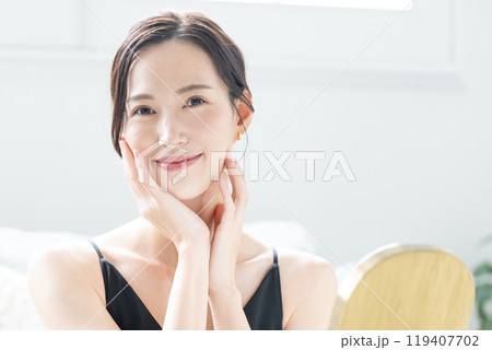 若い女性 ビューティーイメージ 若い女性 ビューティーイメージ 119407702