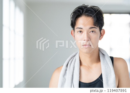 若い男性のポートレート　メンズビューティー 119407891