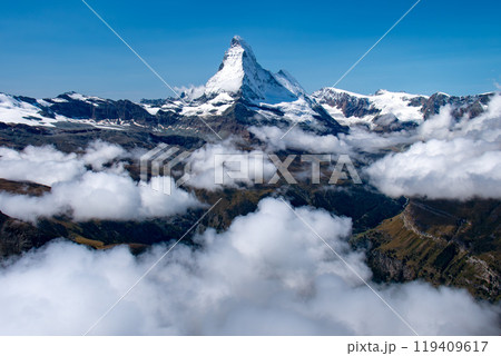 ロートホルンから　マッターホルンの絶景　、スイス、　ツェルマット 119409617