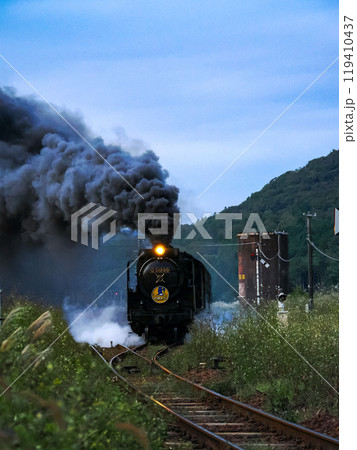 山口線を走るSLやまぐち号 119410437