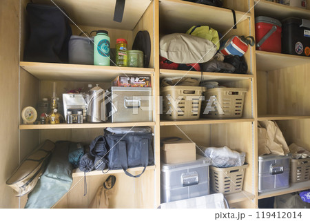 ガレージに収納したキャンプギア ガレージに収納したキャンプギア 119412014