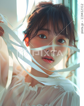 リボンに彩られた魅惑のポートレイト - アジア人女性 119412312