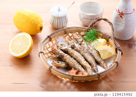 子持ちシシャモの唐揚げ 子持ちシシャモの唐揚げ 119415492