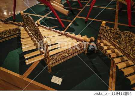 浜松楽器博物館　常設展示楽器 119418894