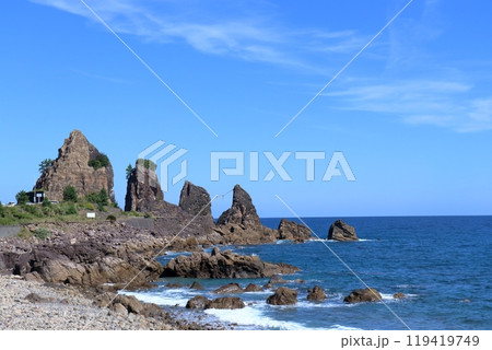 夫婦岩　室戸ジオパークの岩石群　（四国　高知県） 119419749