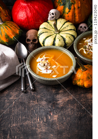 Vegetarian autumn pumpkin cream soup Vegetarian autumn pumpkin cream soup 119423040