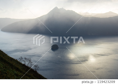 摩周湖の朝景色　2024.10.12 119423209