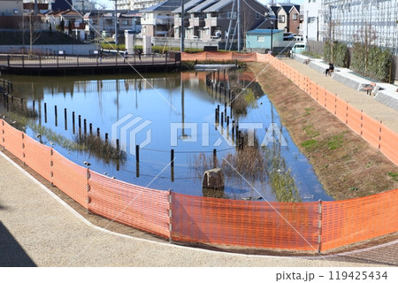 ぴあぱーく妙典内にある工事中の調整池 119425434