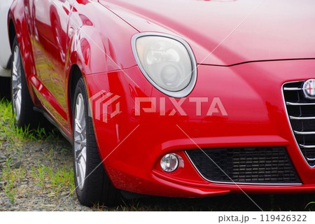 輸入車イメージ　アルファロメオ・ミトのフロントマスク 119426322