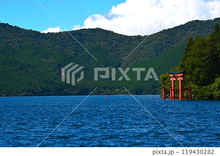 箱根 芦ノ湖の景色 箱根 芦ノ湖の景色 119430282