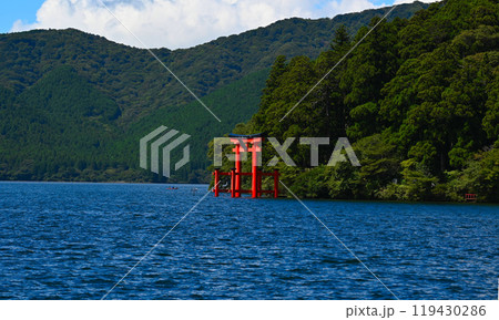 箱根　芦ノ湖の景色 119430286
