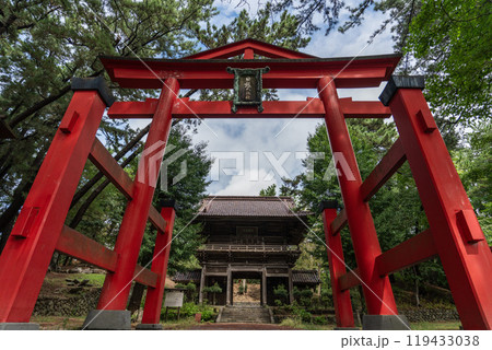 【庄内の風景】下日枝神社_随神門と鳥居 119433038