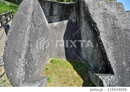 明日香の巨石文化　飛鳥の石造物群 119434098