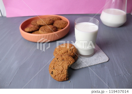 Oatmeal cookies with cereals on a gray background. Homemade pastries. Healthy snack 119437014
