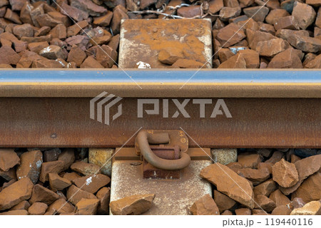 錆びたレール 119440116