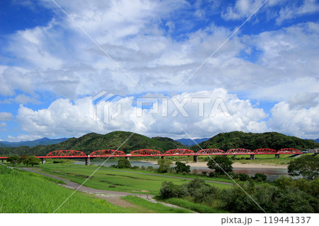 赤鉄橋のある風景 赤鉄橋のある風景 119441337
