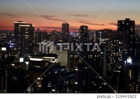 黄昏大阪、夕焼けの大阪、マジックアワー大阪、大阪中央区、オオサカ、大阪湾に沈む夕日 黄昏大阪、夕焼けの大阪、マジックアワー大阪、大阪中央区、オオサカ、大阪湾に沈む夕日 119441922