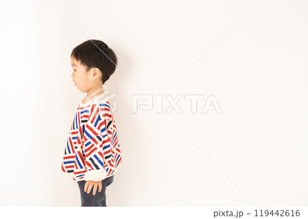 おしゃれな子供のポートレート おしゃれな子供のポートレート 119442616