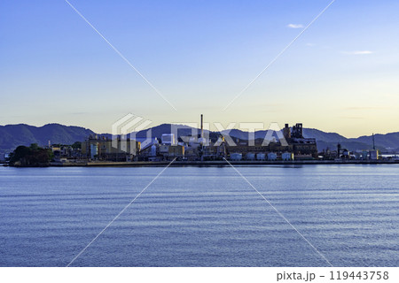 児島湾　テイカ岡山工場　岡山県岡山市 119443758