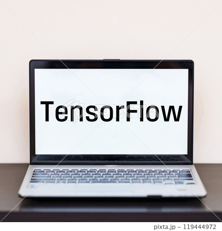 Python は PyTorch TensorFlow を備える 機械学習 向け プログラミング言語 Python は PyTorch TensorFlow を備える 機械学習 向け プログラミング言語 119444972
